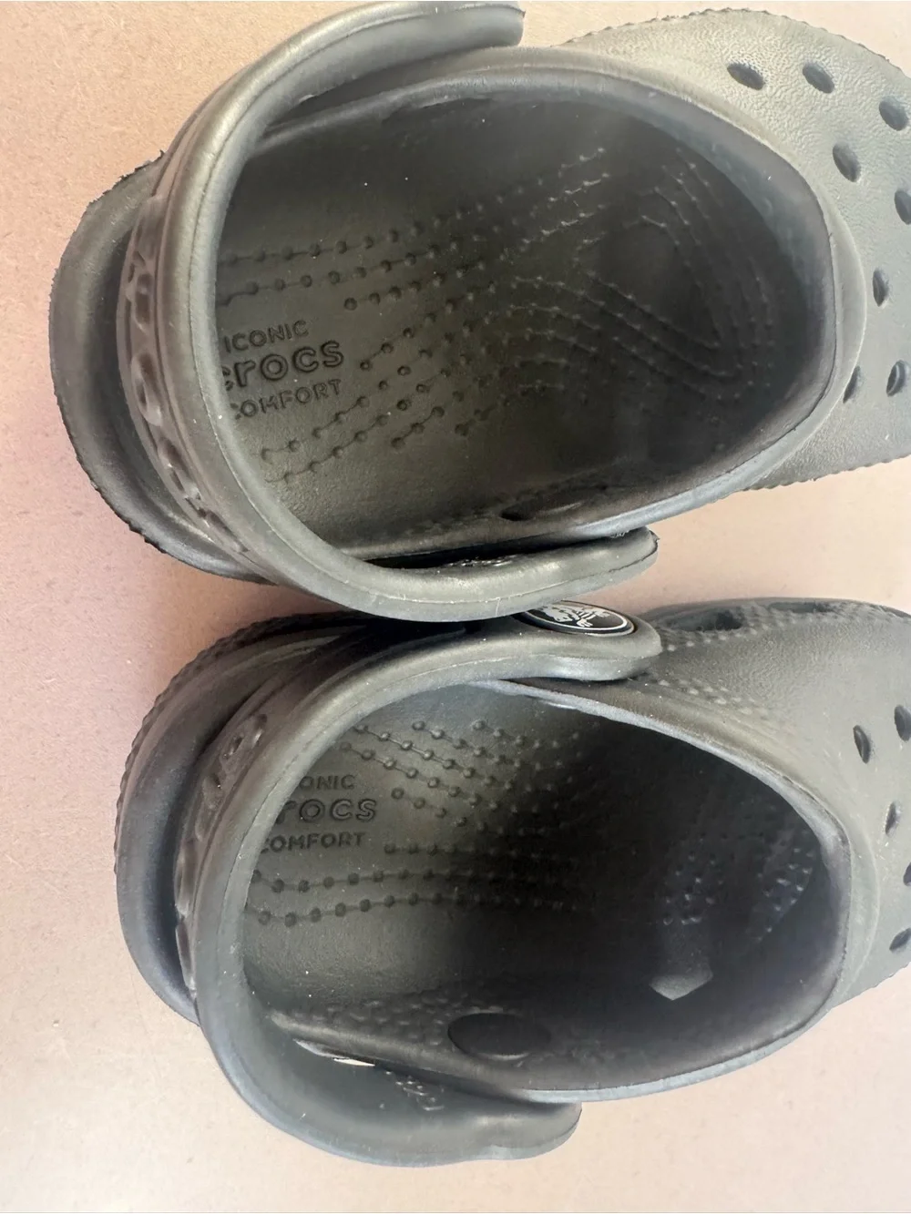 CROCS iconic lightweight
